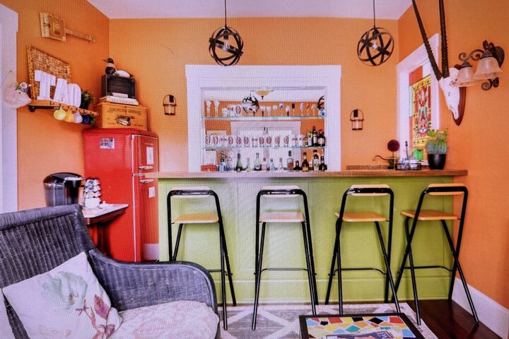 Lounge 225 of 252