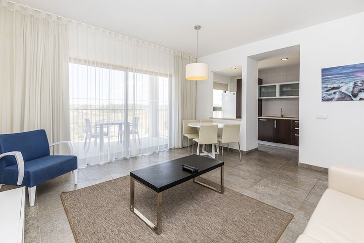 Room 14 of 47