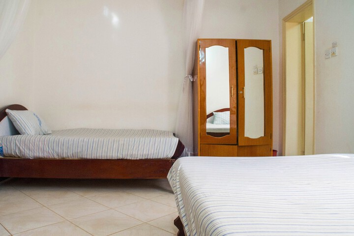 Room 18 of 29