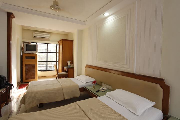Room 14 of 57
