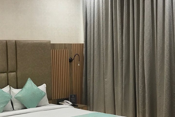 Room 3 of 26