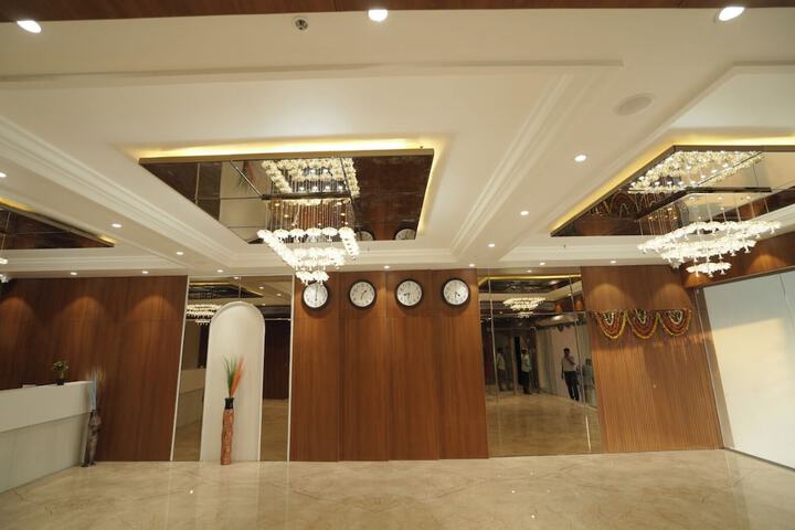 Hotel Interior 5 of 102