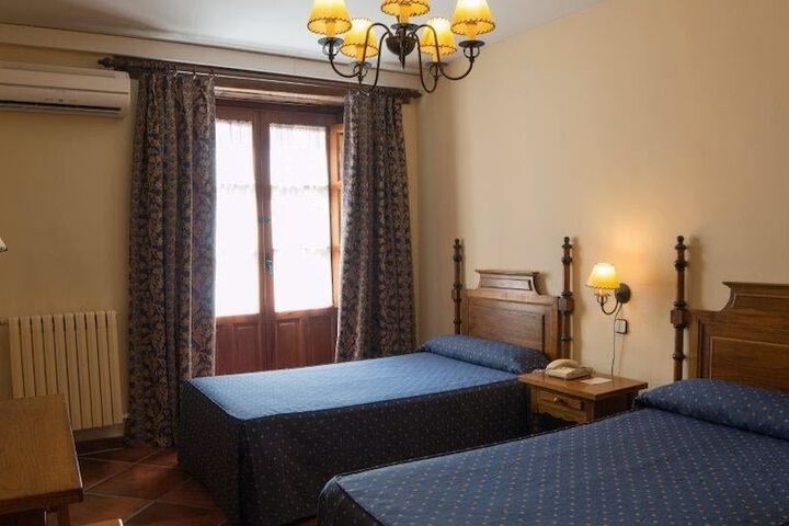 Room 16 of 72