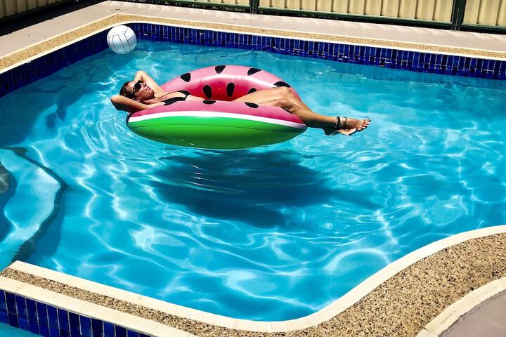 Pool 24 of 29