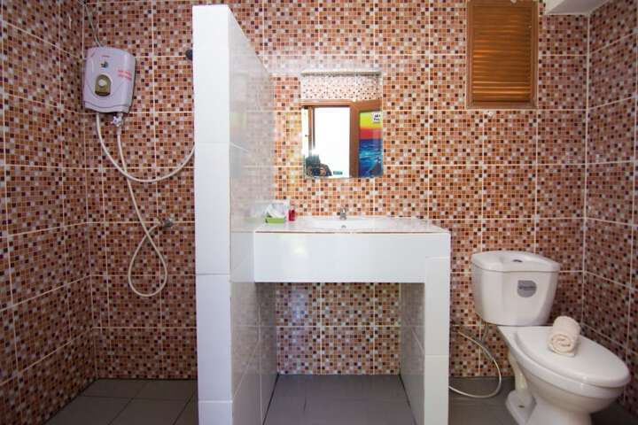Room 19 of 28