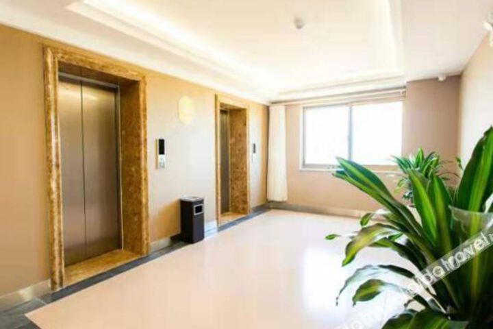Hotel Interior 26 of 45