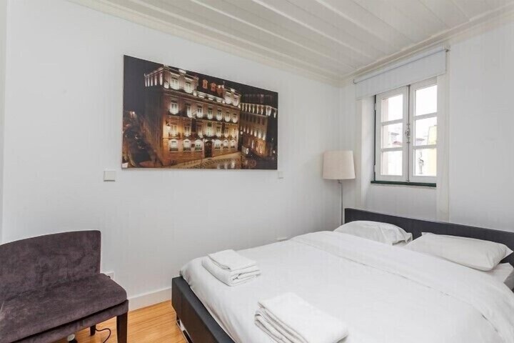 Room 7 of 30