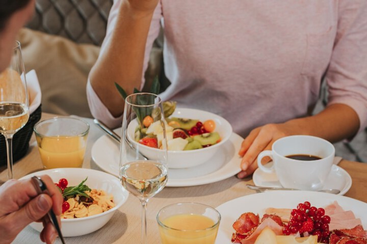 Breakfast/Coffee Service 143 of 193