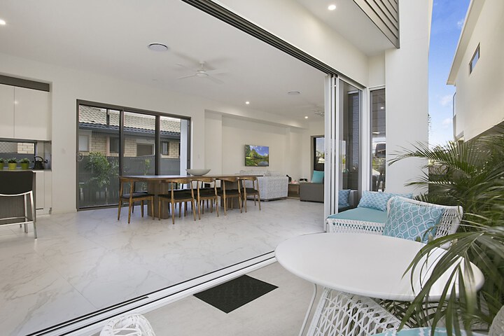 Terrace/Patio 5 of 21