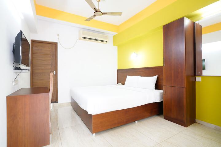 Room 6 of 35
