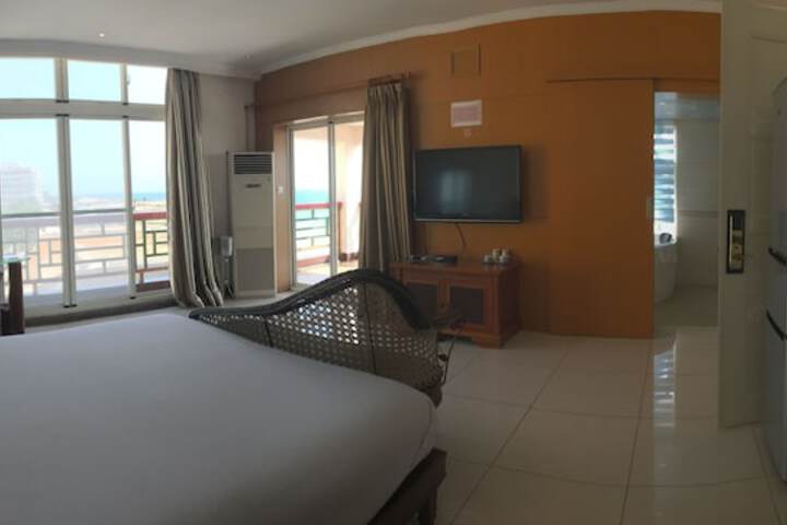 Room 5 of 22