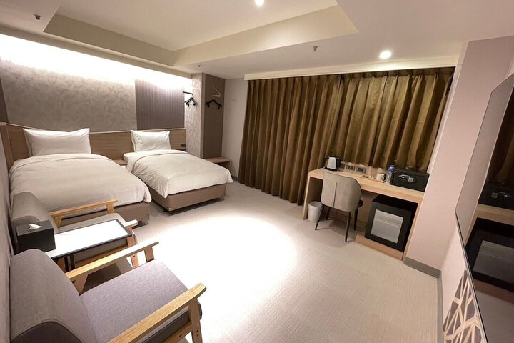 Suite Room