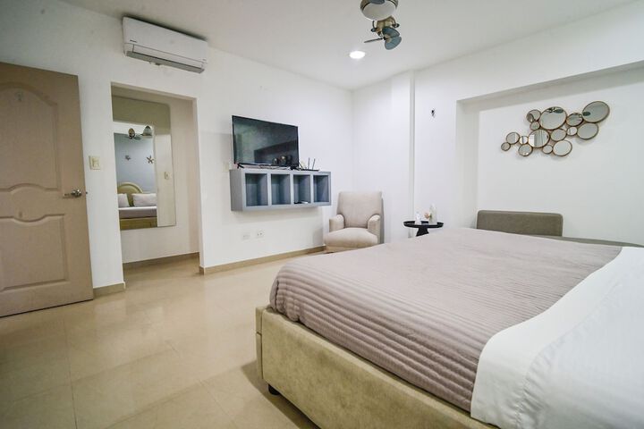 Room 10 of 44