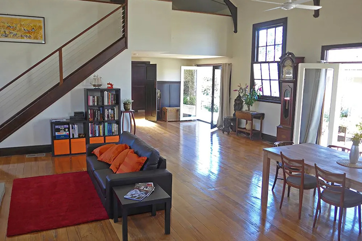 Room 5 of 20