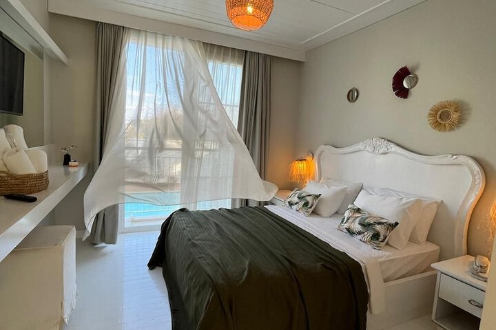 Room 19 of 72