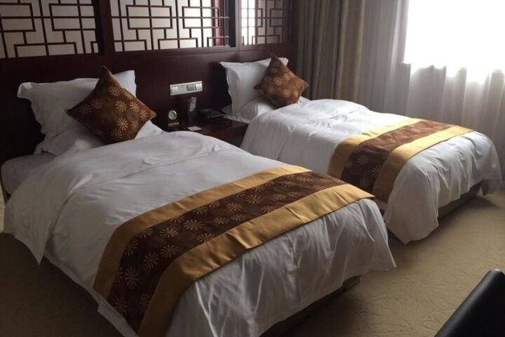 Room 12 of 56