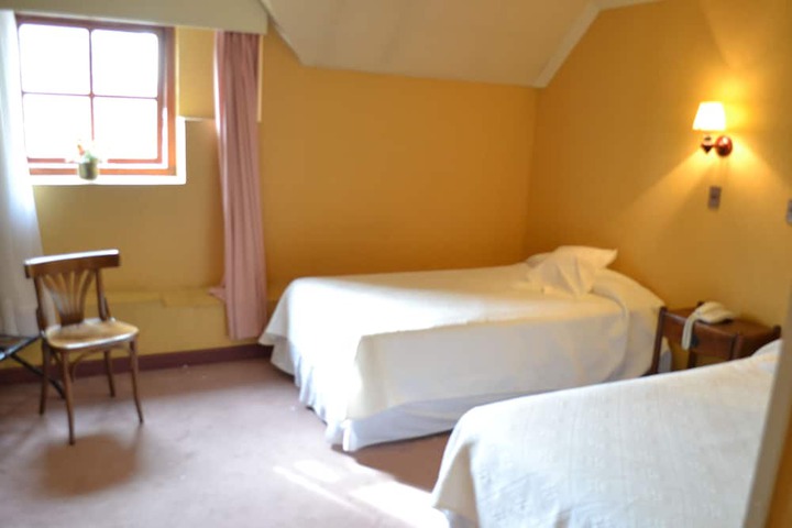 Room 5 of 14