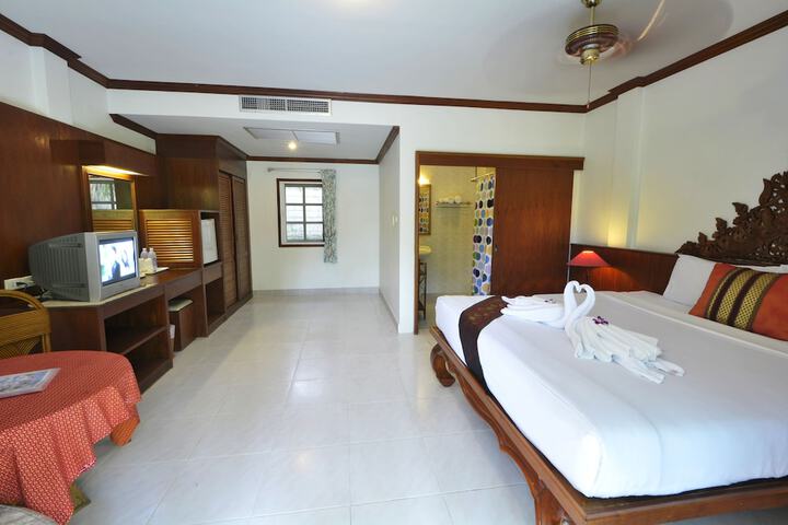 Room 15 of 70