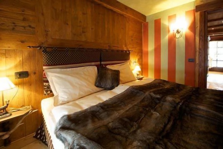Room 22 of 57