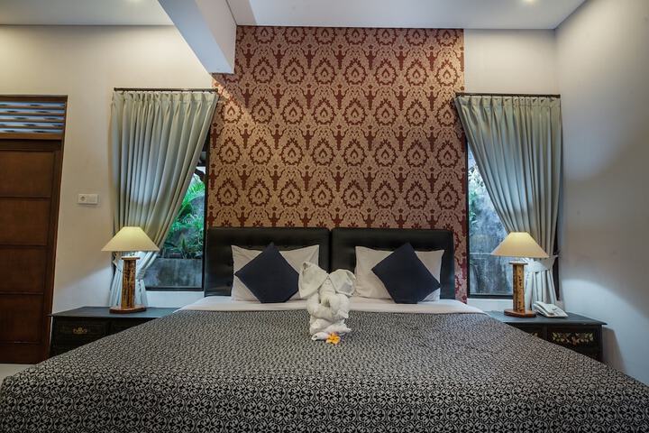 Room 35 of 160