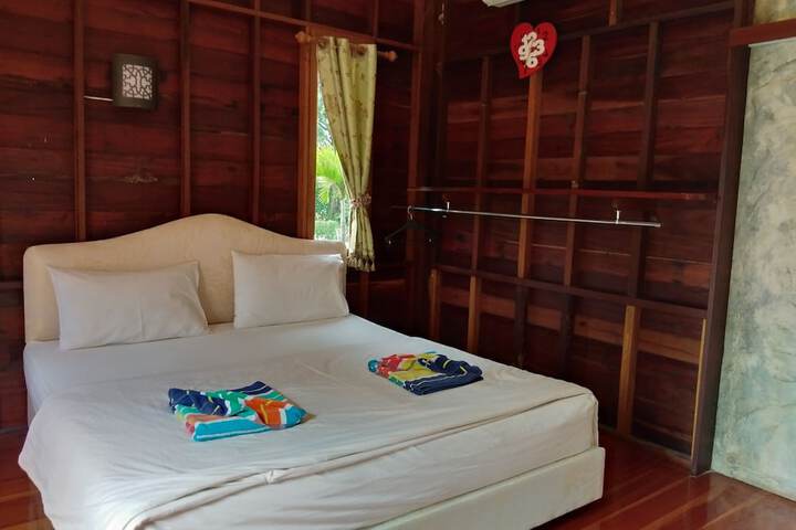 Room 7 of 44