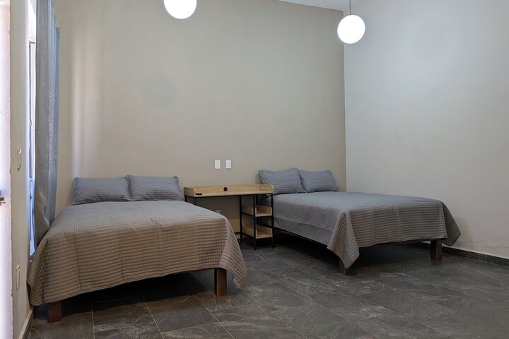 Room 2 of 27
