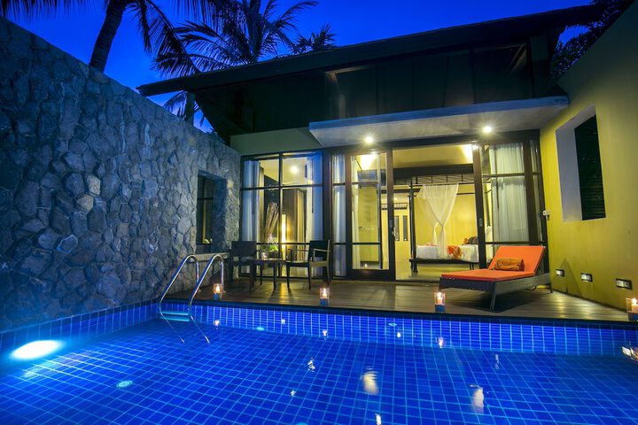 Pool 54 of 125