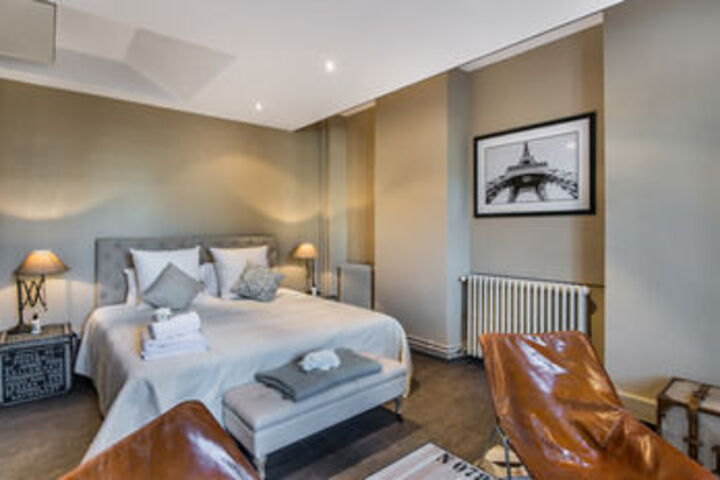 Vallat Lodges Annecy Lake & James Suite
