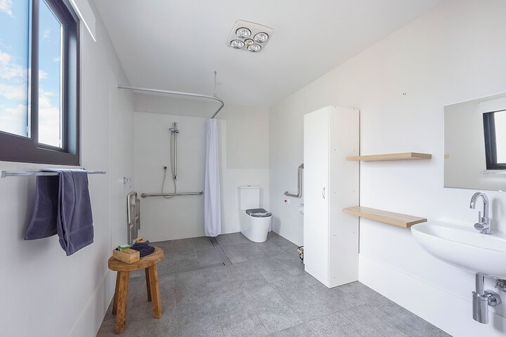 Room 93 of 144