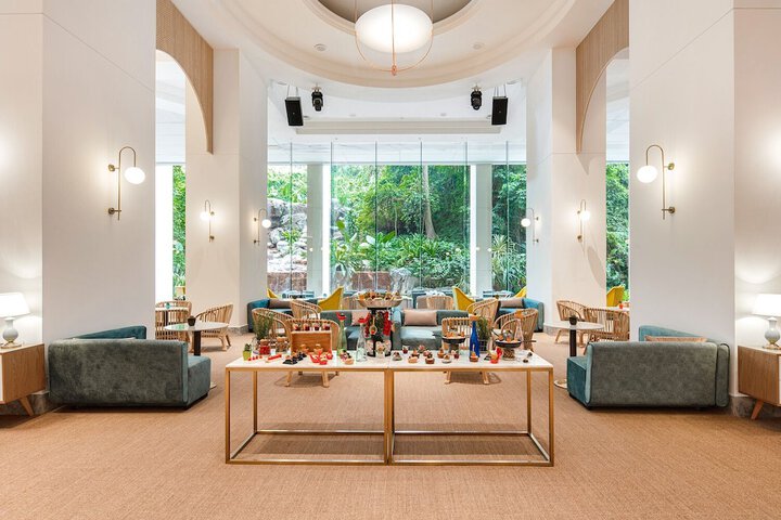 Guest Lobby