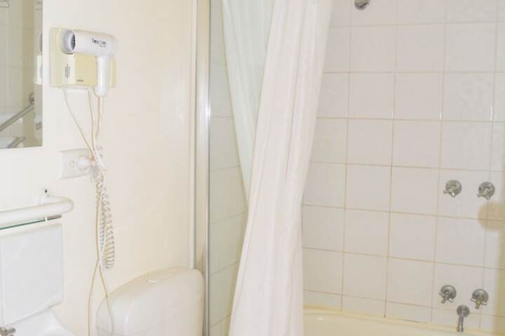 Room 494 of 768