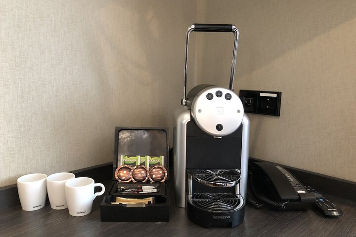 Breakfast/Coffee Service 26 of 48