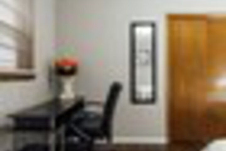 Room 11 of 72