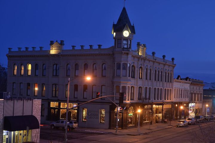 Front of property - evening/night