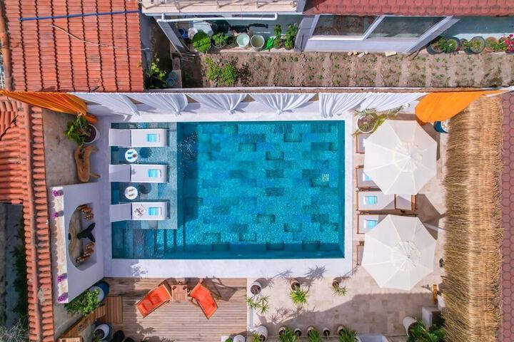 Hotel 80 of 93
