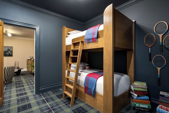 Room 19 of 65