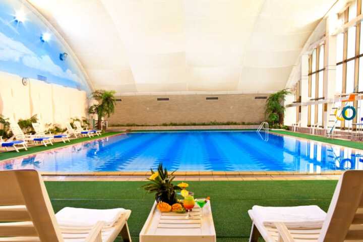 Hotel with Pool