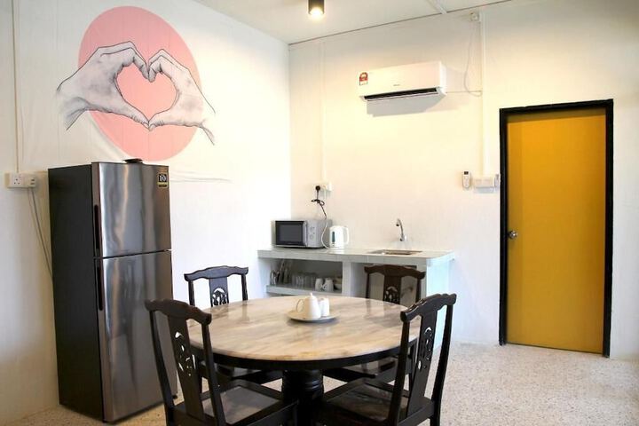 Room 15 of 22