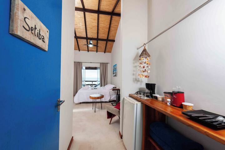 Room 11 of 28