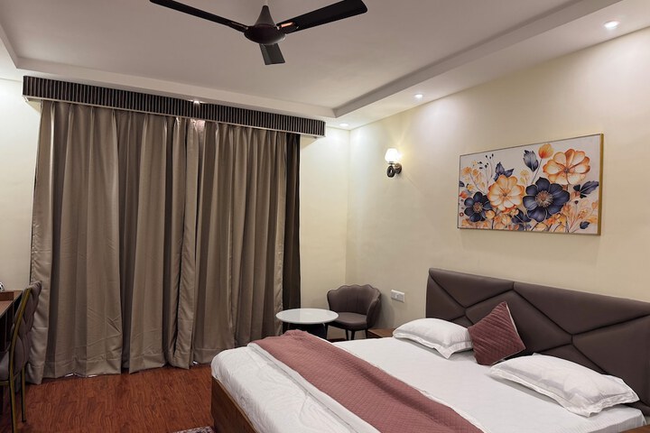 Room 10 of 39