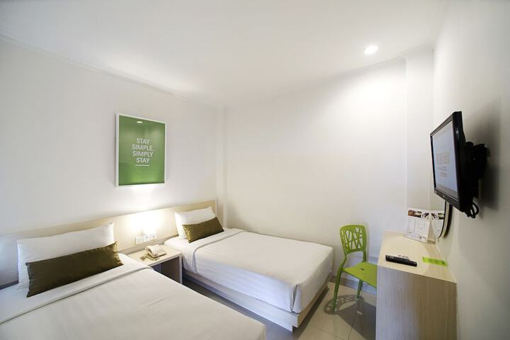 Room 12 of 39