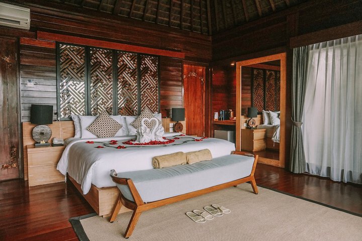 Room 2 of 41