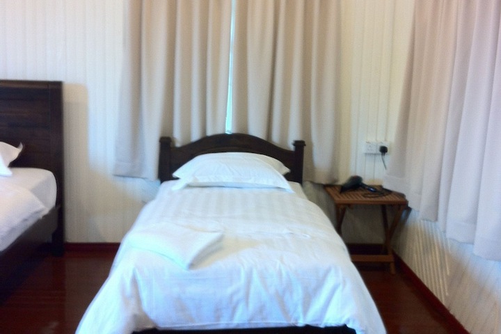 Room 13 of 114