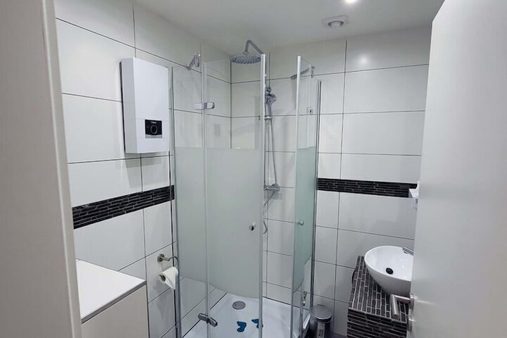Room 20 of 25