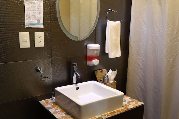 Room 76 of 117