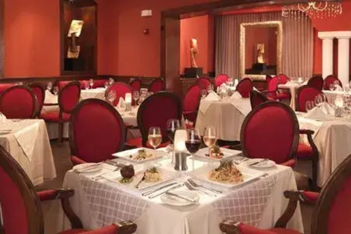 Dining 10 of 14