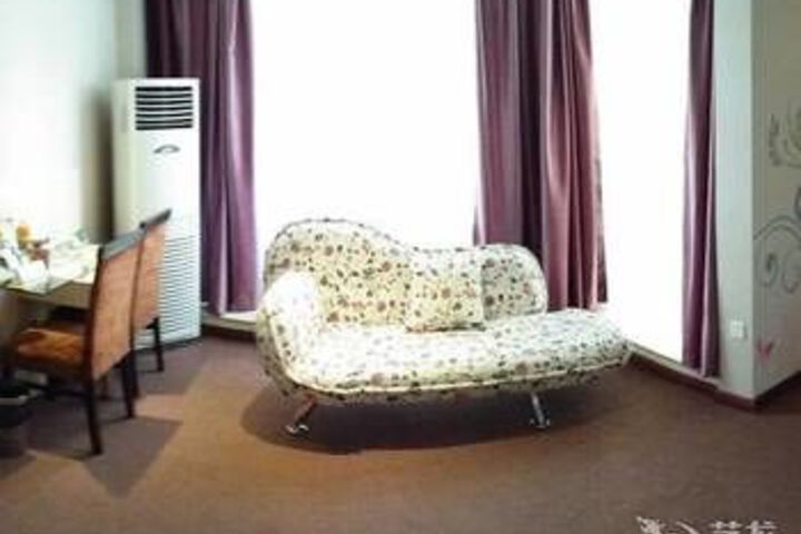 Room 21 of 30