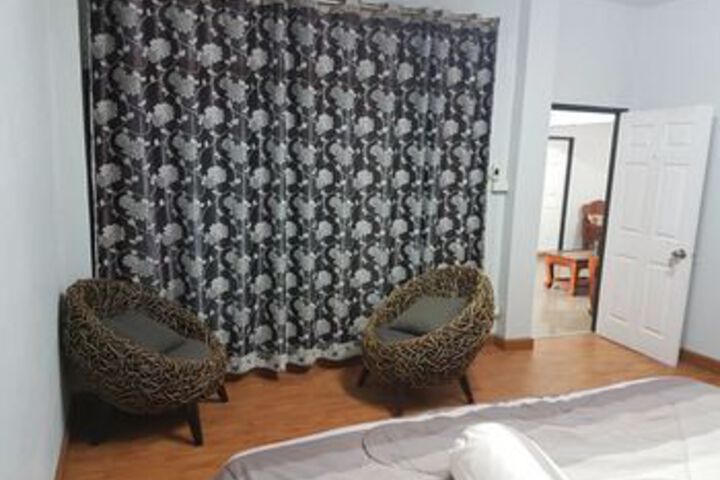 Room 34 of 43