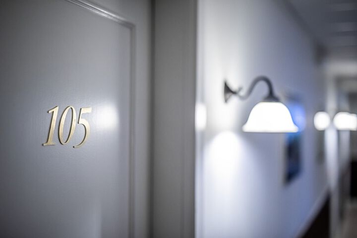 Room 15 of 40