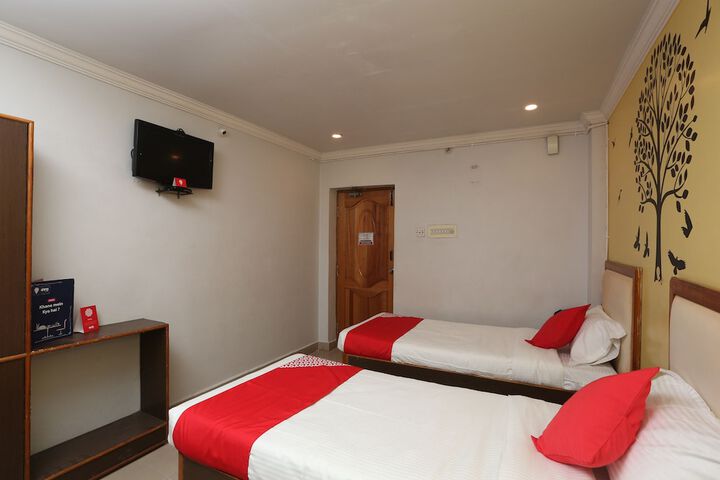Room 13 of 15